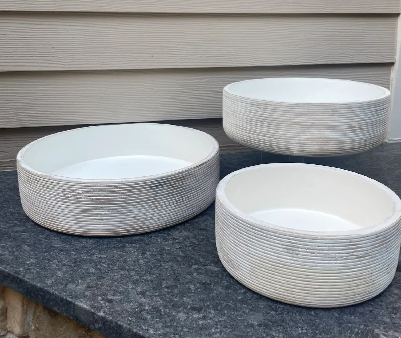 minimalist kitchenware sets -White Wash Mango Wood Ribbed Bowl