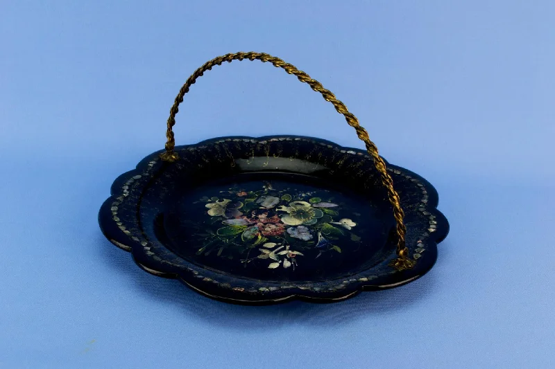 heavy-duty plastic cups -Black papier mache serving dish, English mid 19th century