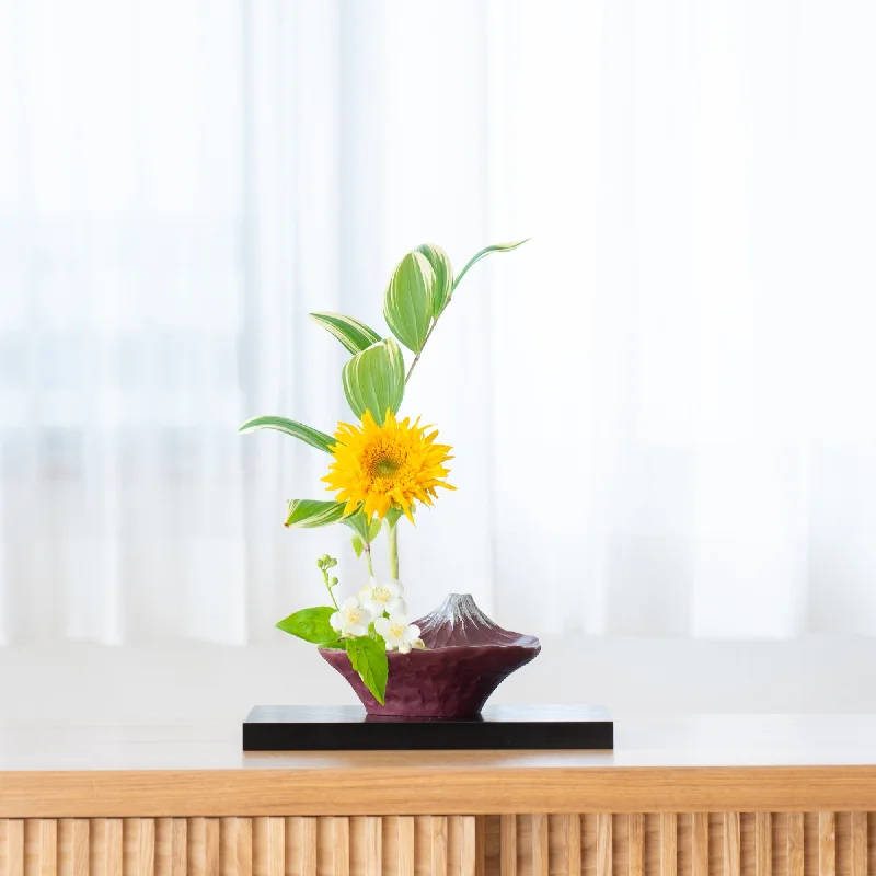 colorful ceramic flower vase -Gingado Red Reverse Mt. Fuji Takaoka Copperware Ikebana Flower Vase