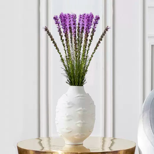 stylish flower vase for dining table -Lips Flower Vase